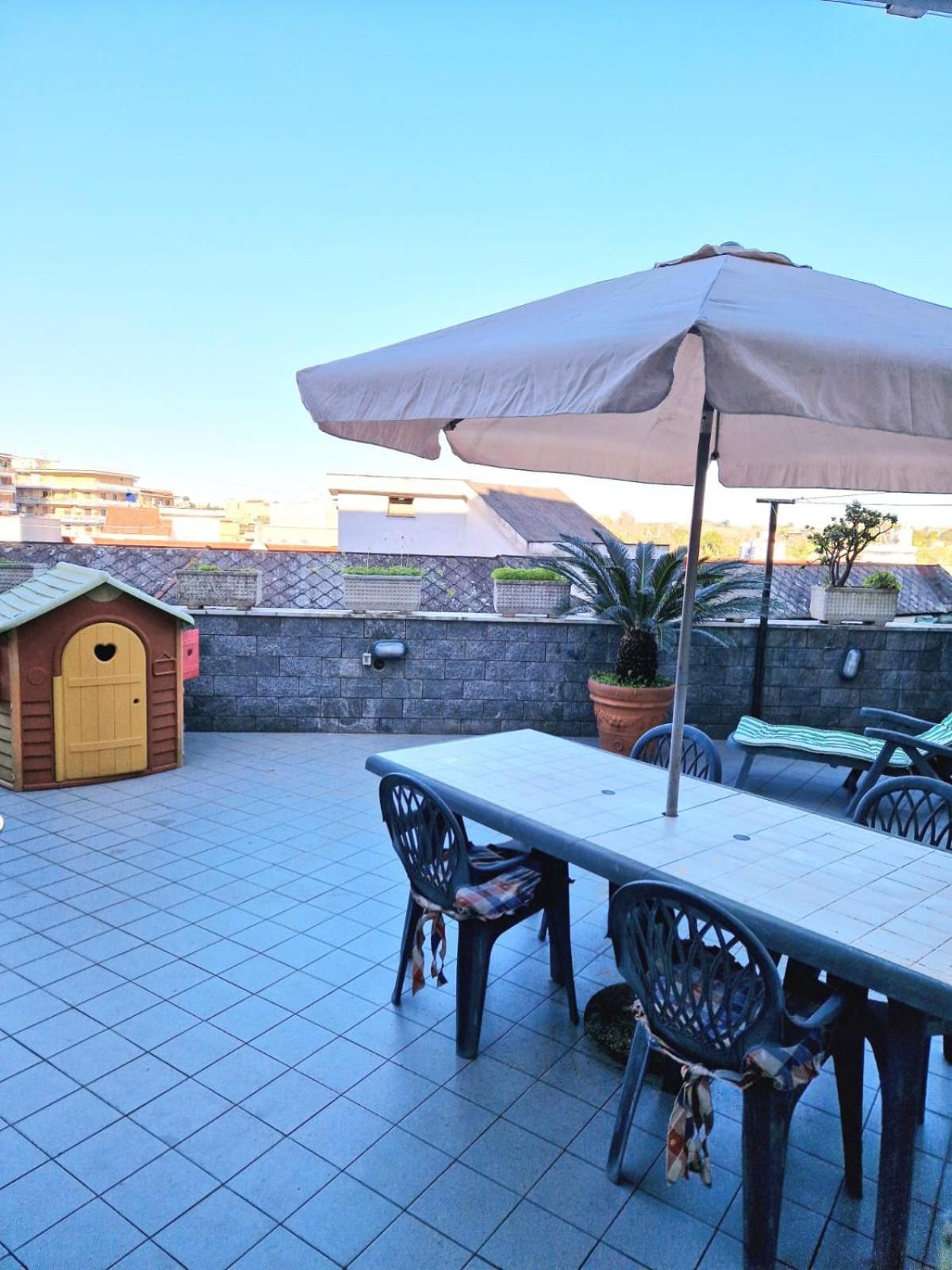 Fuga A Napoli Apartment Exterior foto