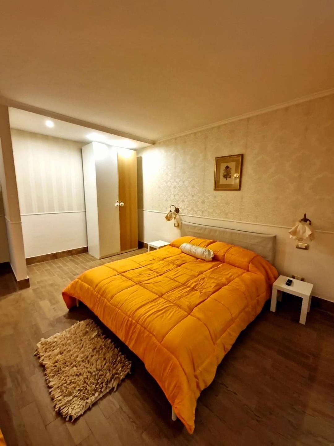 Fuga A Napoli Apartment Exterior foto