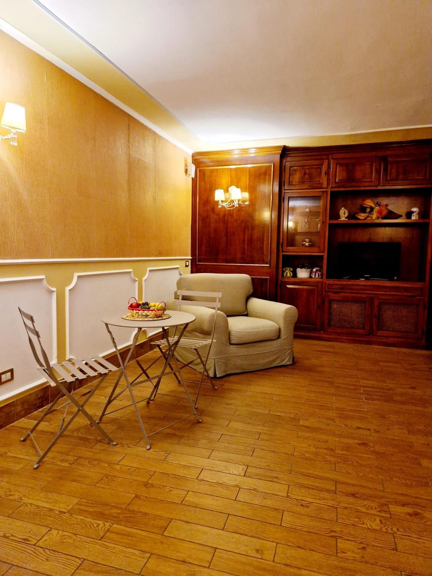 Fuga A Napoli Apartment Exterior foto